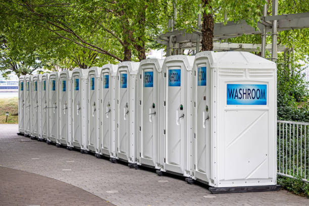 Best Portable restroom trailer rental  in Holland, OH