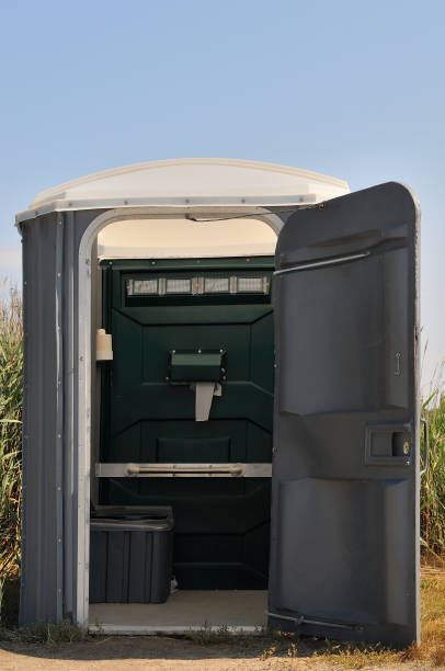 Affordable portable toilet rental in Holland, OH